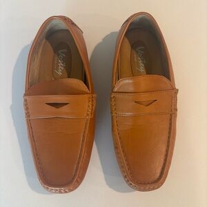 VOSTEY Men’s Brown‎ Slip On Loafers Like New Size 8 or Women’s Size 9/9.5